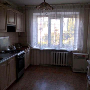 Простора 3-кімнатна квартира з гаражем, погребом і земельною ділянкою