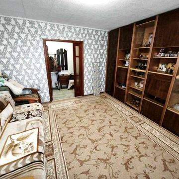 Продам с ремонтом 2-к спецпроект Небесной Сотни (105-884)