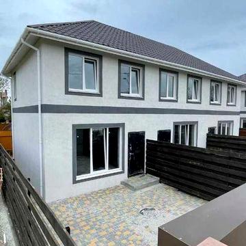 Таунхаус 52м² з ремонтом та власним заїздом |вул. Патріотична| 36000 $