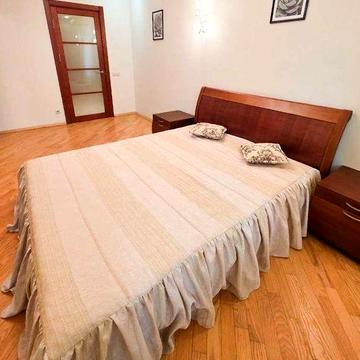 Дарницький р-н; пр-т П. Григоренка 28а; 1-кімн; 48,30м2. Без комісії.