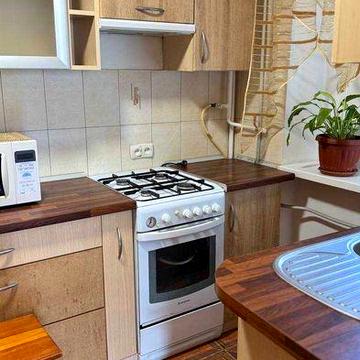 У продажу 2-кімнатна квартира по вул. Середня /Скісна, Молдованка.