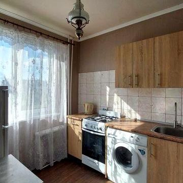 Сдам 1к.из.кв метро Победы , Алексеевка  проспект Победы 75б