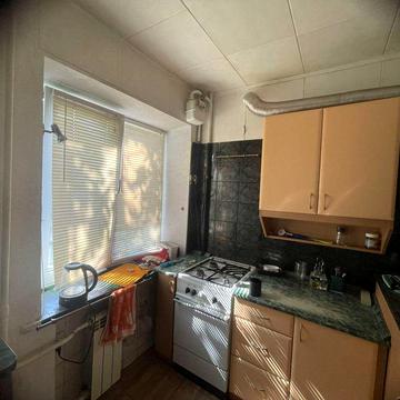 Продам 3-кімнатну квартиру, вул. Кобзарська, Бровари SL