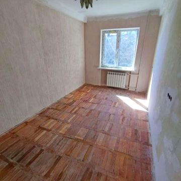 Продам 3к квартиру на Лахтинской