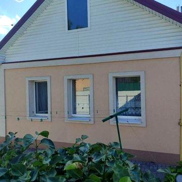 Будинок 110 м² з газовим опаленням, с. Н. Петрівці