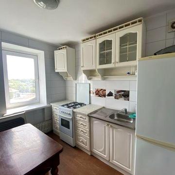 Продам 2х кім. 9/9 цегл. вул. Богуна ( Градецький)