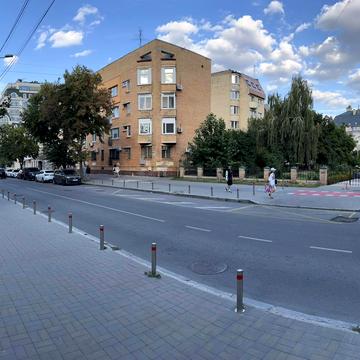 Спаська вул., 18-20
