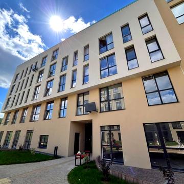 Новознесенська вул., 1