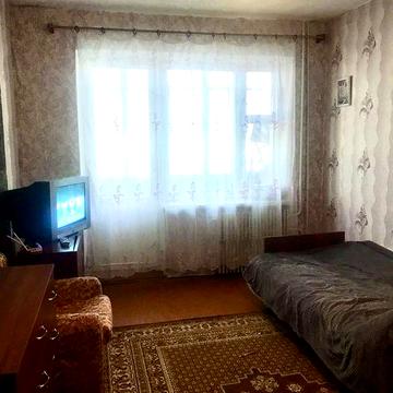 Продаю 1-кімнатну квартиру в районі 12 школи.