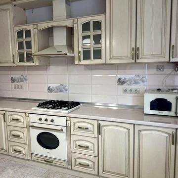 Простора квартира, три спальні кімнати