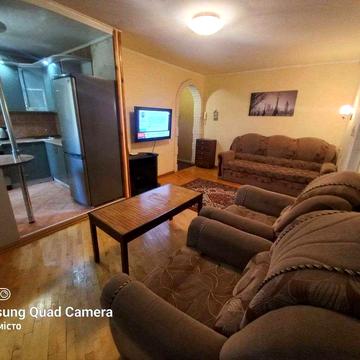 Аренда 2х-комнатной квартиры. Центр, ул Сталеваров