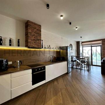 Продаж 1к квартири 50 м.кв / вул. Унiверситетська, ЖК Green Land