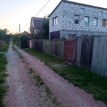 Дача на березі Київського моря