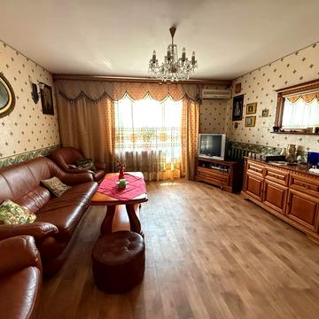 Євгена Танцюри вул., 49