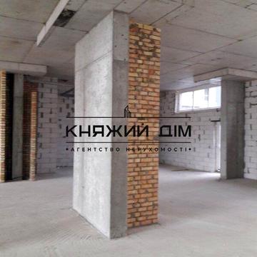 Машинобудівників вул., 16