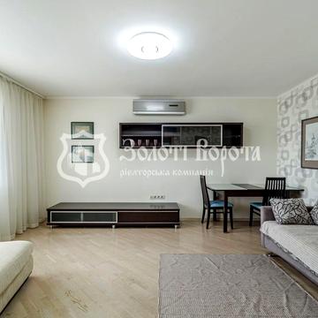 Кадетський Гай вул., 7