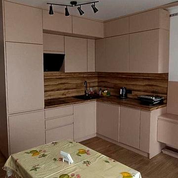 2-к. Заозерна, Загвіздя