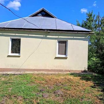 Продаж будинку в селі Мошни