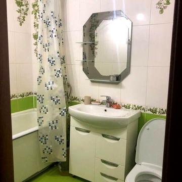 Продаж 2 кім кв з АО в Новогуйвинську