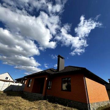 Продаж 3к Дім Василя Стуса площа