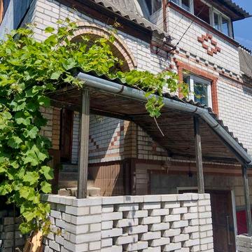 Дача  Будинок Дом аренда с октября .Плюты  Конча Заспа с удобствами