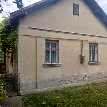 Продається будинок в селі