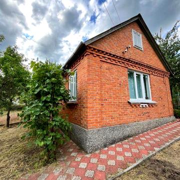 Дача будинок потіївка р-н фастів в чудовому живописному місці біля озе