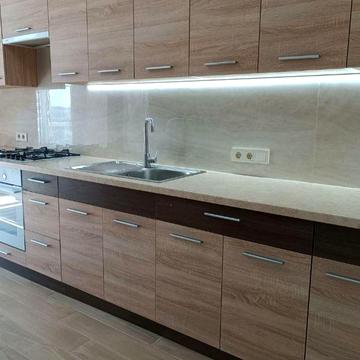 Здається простора 1-кімнатна квартира в новобудові Озерна.