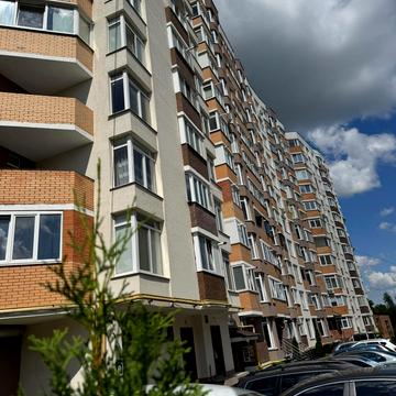 Тролейбусна вул., 3-Б