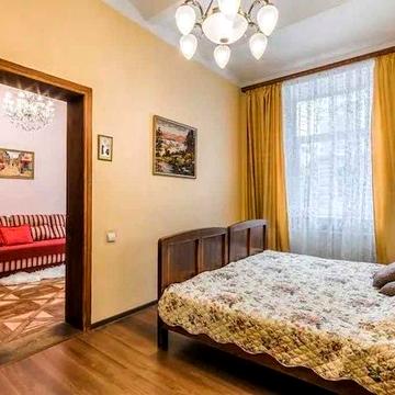 Оренда 2к квартири в Центрі на вул. Котляревського