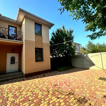 Центральна вулиця, Київський район, Одеса, Одеська область 220001.0 USD