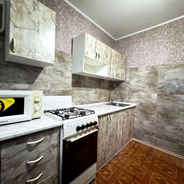 Сдам 2 -ную квартиру проспект Небесной Сотни / ул Левитана