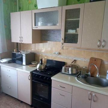 Продам квартиру по Героїв Крут