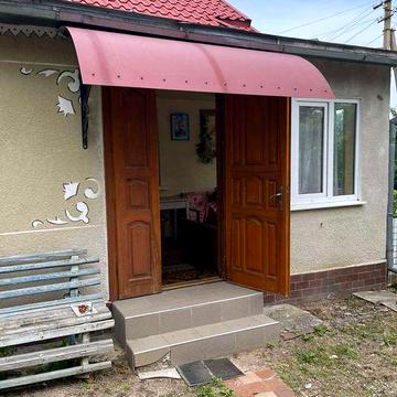 Будинок, 65 м кв + 50сот землі біля хати