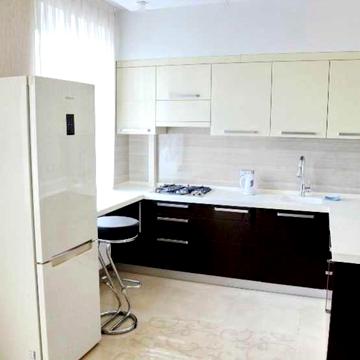 Святослава Караванського вул. (Жуковського), 10