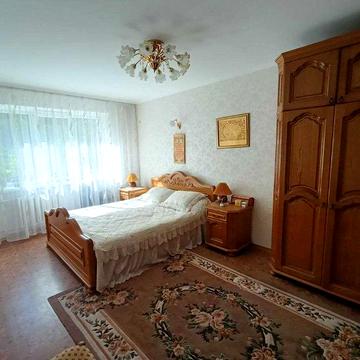 Чотирикімнатна квартира в Південно-Західному районі міста
