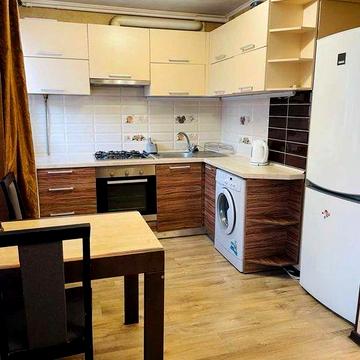 Здається комфортна 2-кімнатна квартира на проспекті Науки, 133