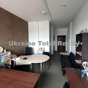 Феодосійський пров., 12