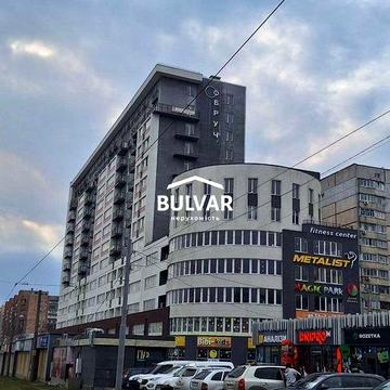 Продам 2 к.кв. - 68 м2, ул. Полтавский Шлях, 144, м. Холодная Гора