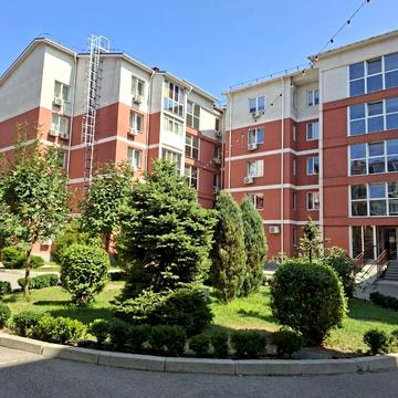 Гетьманська вул., 3