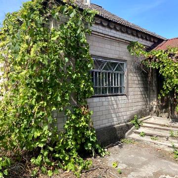 Продаж будинку в центрі Романково
