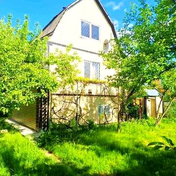 Продам дачу с. Нові Безрадичі. Гараж,сад,ліс,озеро