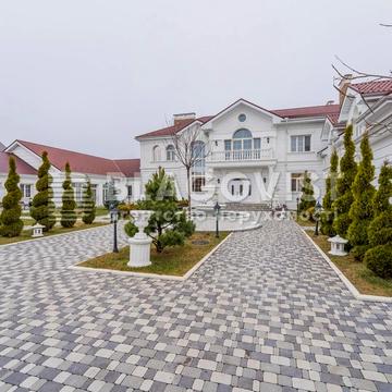 Лісова вул.