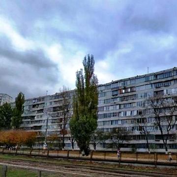 Трикімнатна квартира район колібріс