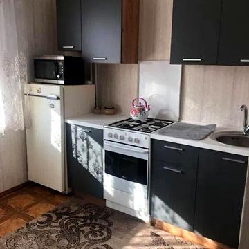 Довгострокова оренда 1к Квартира Набережна Перемоги вулиця