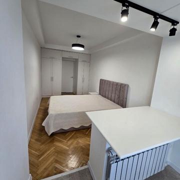 Берестейський просп. (Перемоги), 12