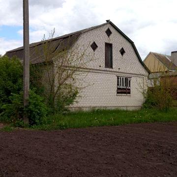 Продам будинок 10 соток землі