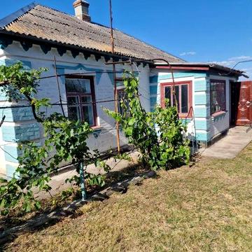 Продається будинок обща площа ділянки 30соток