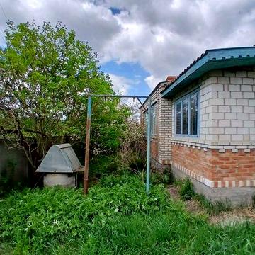 Цегляний будинок в с.Медвідка, в 14 км. від Вінниці