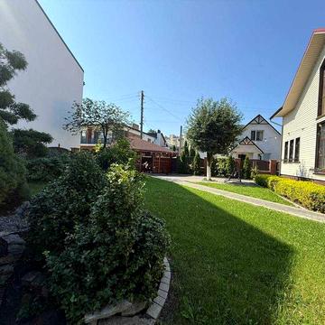 Оренда розкішного будинка в місті